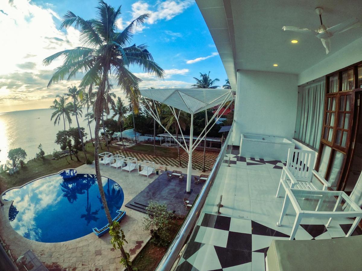 Elixir Cliff Beach Resort&Spa Varkala Exterior foto